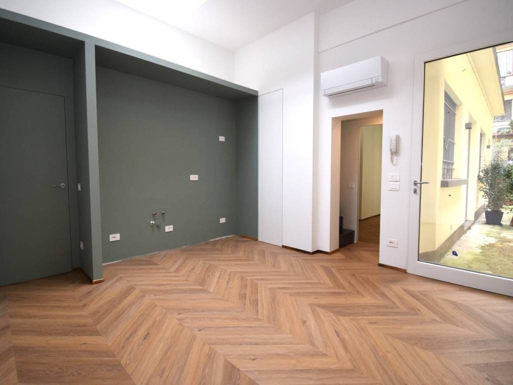 appartamento in vendita a Milano in zona Loreto