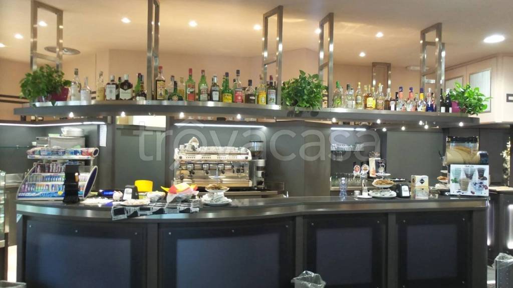 negozio in vendita a Milano in zona Città Studi