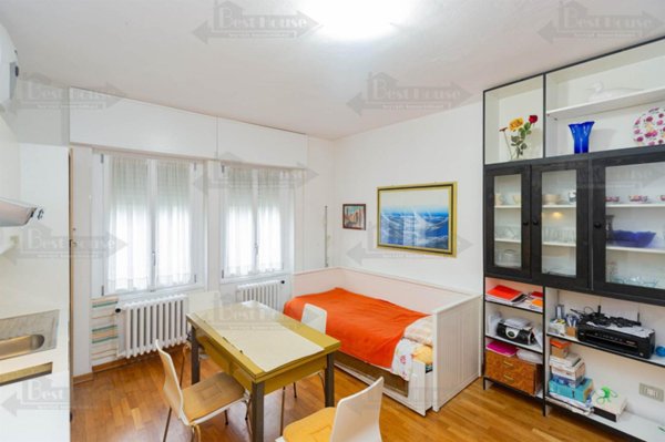 appartamento in vendita a Milano in zona Ponte Lambro