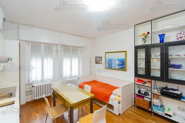 appartamento in vendita a Milano in zona Ponte Lambro