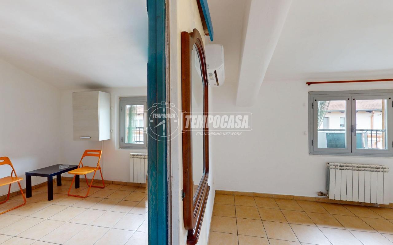 appartamento in vendita a Milano in zona Loreto
