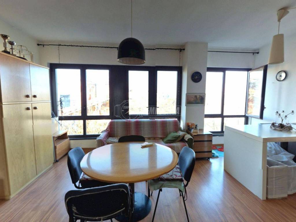 appartamento in vendita a Milano in zona Forlanini