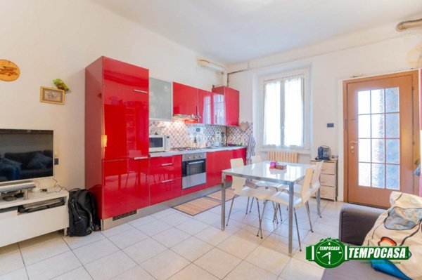 appartamento in vendita a Milano in zona Segnano