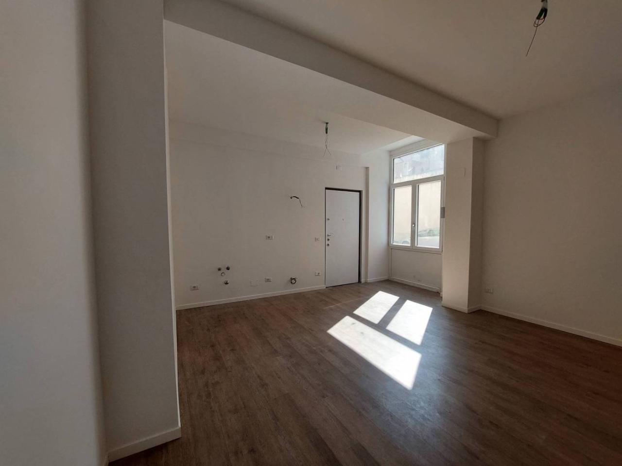 appartamento in vendita a Milano in zona Stadera