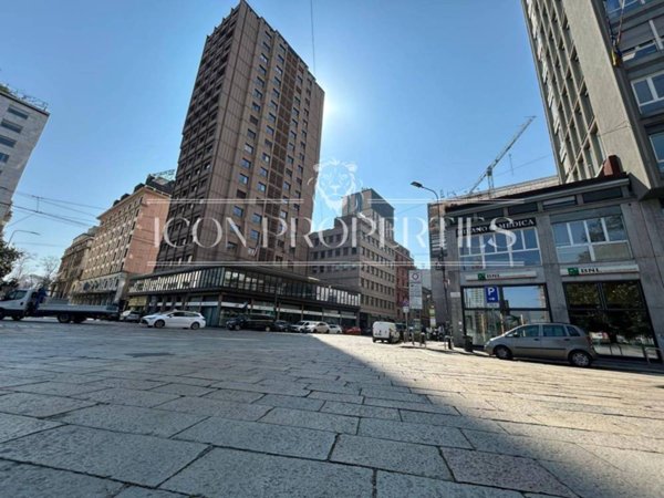 appartamento in vendita a Milano in zona Centro Direzionale
