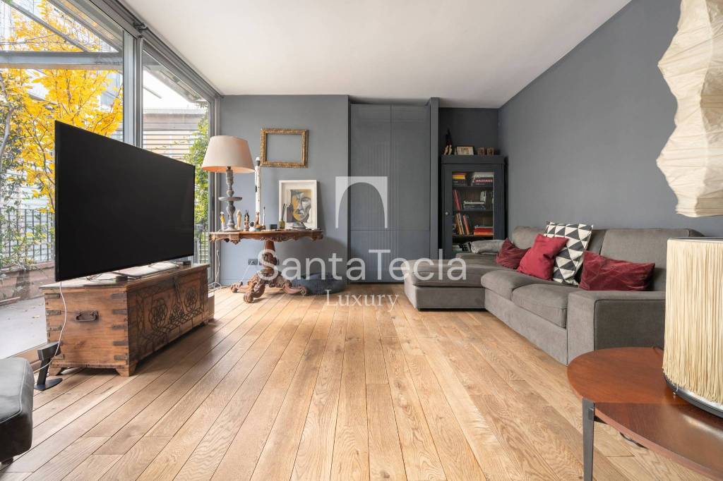 appartamento in vendita a Milano in zona Porta Vittoria