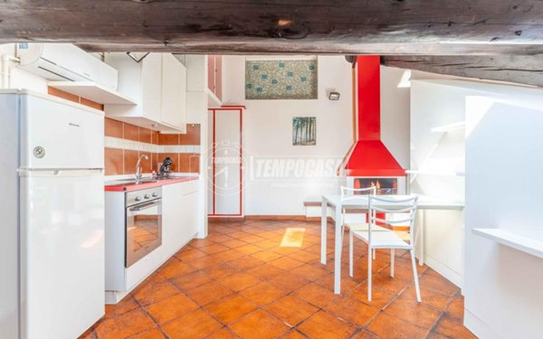 appartamento in vendita a Milano in zona Morivione