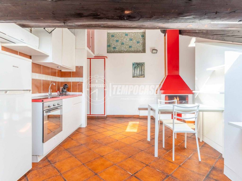appartamento in vendita a Milano in zona Morivione