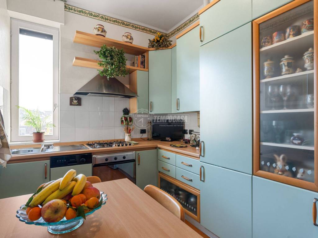 appartamento in vendita a Milano in zona Cinque Giornate