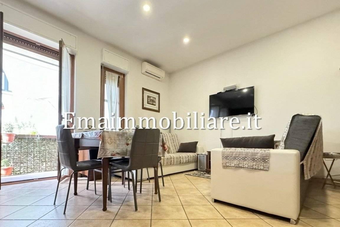 appartamento in vendita a Milano in zona Rogoredo