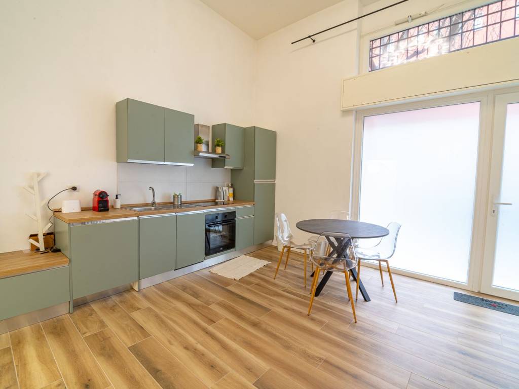 appartamento in vendita a Milano in zona Cagnola