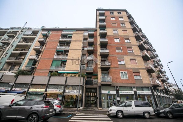 appartamento in vendita a Milano in zona Porta Vittoria