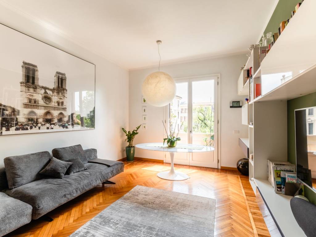 appartamento in vendita a Milano in zona Brera