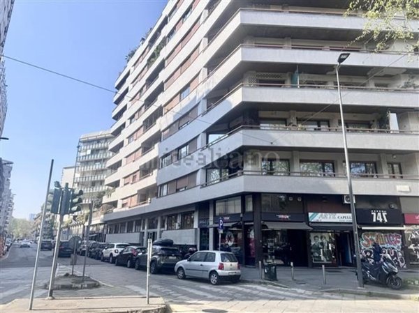 negozio in vendita a Milano in zona Porta Venezia