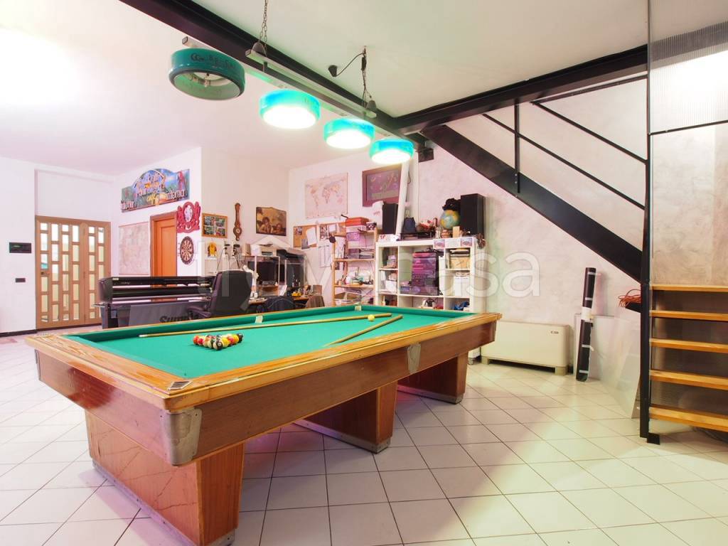 casa indipendente in vendita a Milano in zona Adriano