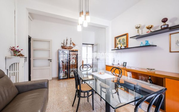 appartamento in vendita a Milano in zona Vigentino