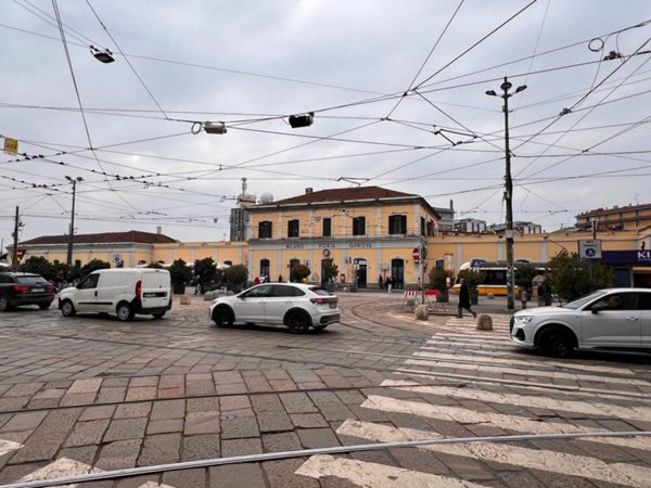 appartamento in vendita a Milano in zona Porta Genova