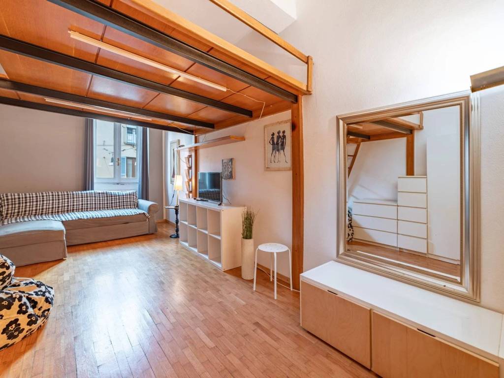 appartamento in vendita a Milano in zona Porta Ticinese
