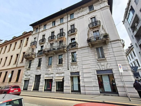 trivano in vendita a Milano in zona Sant'Ambrogio