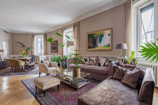 appartamento in vendita a Milano in zona Guastalla