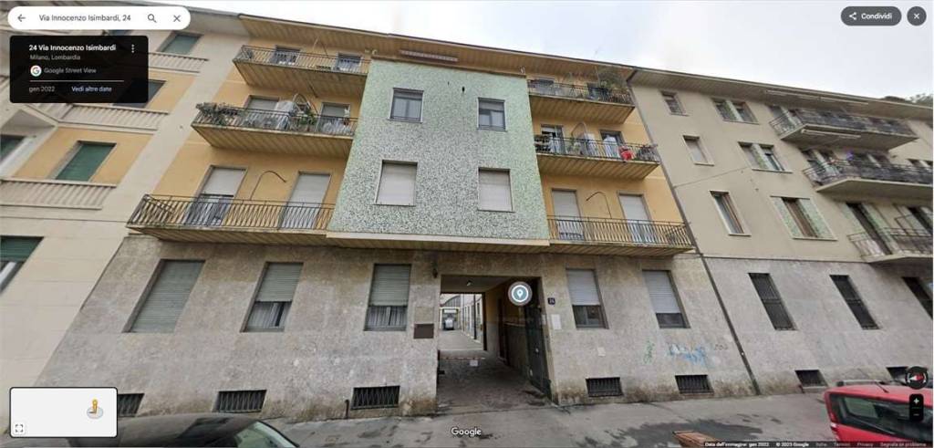 locale commerciale in vendita a Milano