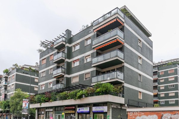 appartamento in vendita a Milano in zona Solari