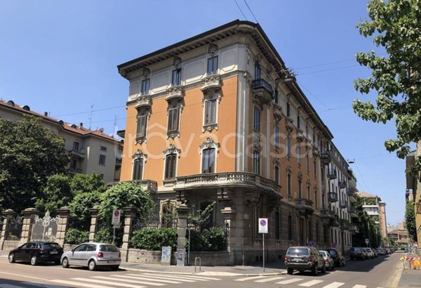 ufficio in vendita a Milano in zona Centro Storico