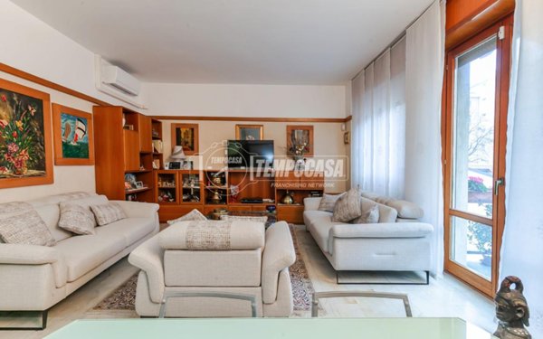 appartamento in vendita a Milano in zona Solari