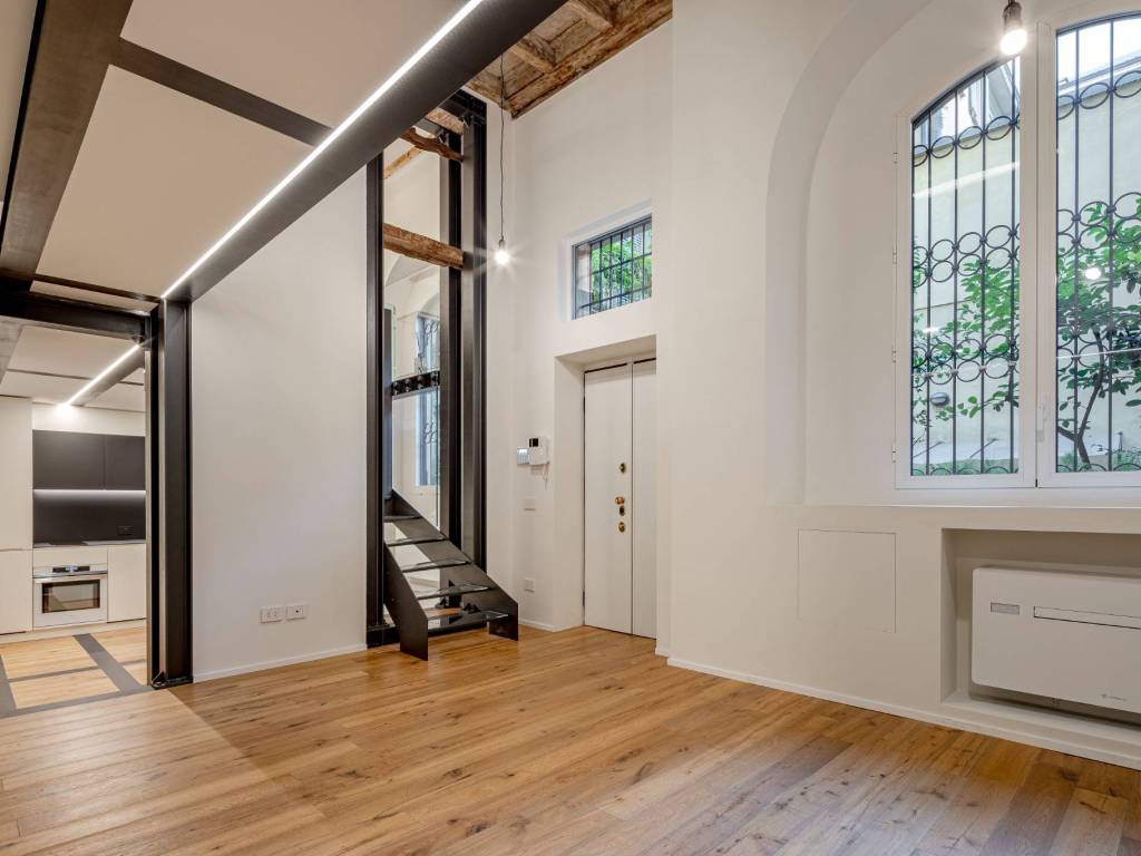 appartamento in vendita a Milano in zona Brera