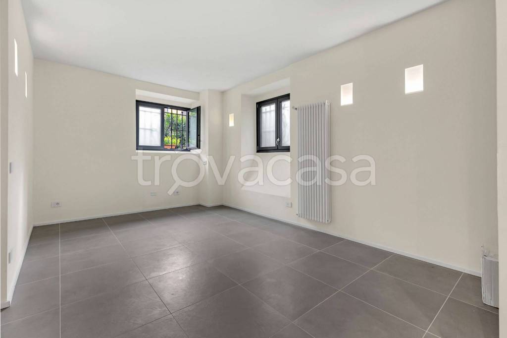 appartamento in vendita a Milano in zona Loreto