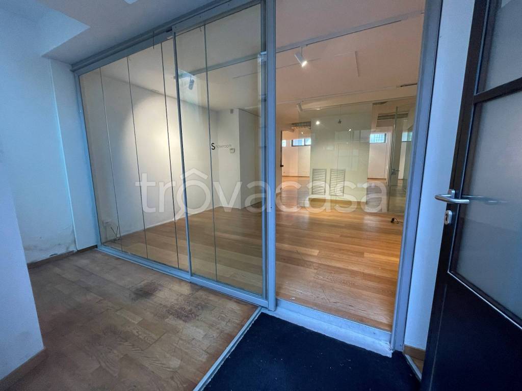 ufficio in vendita a Milano in zona Solari