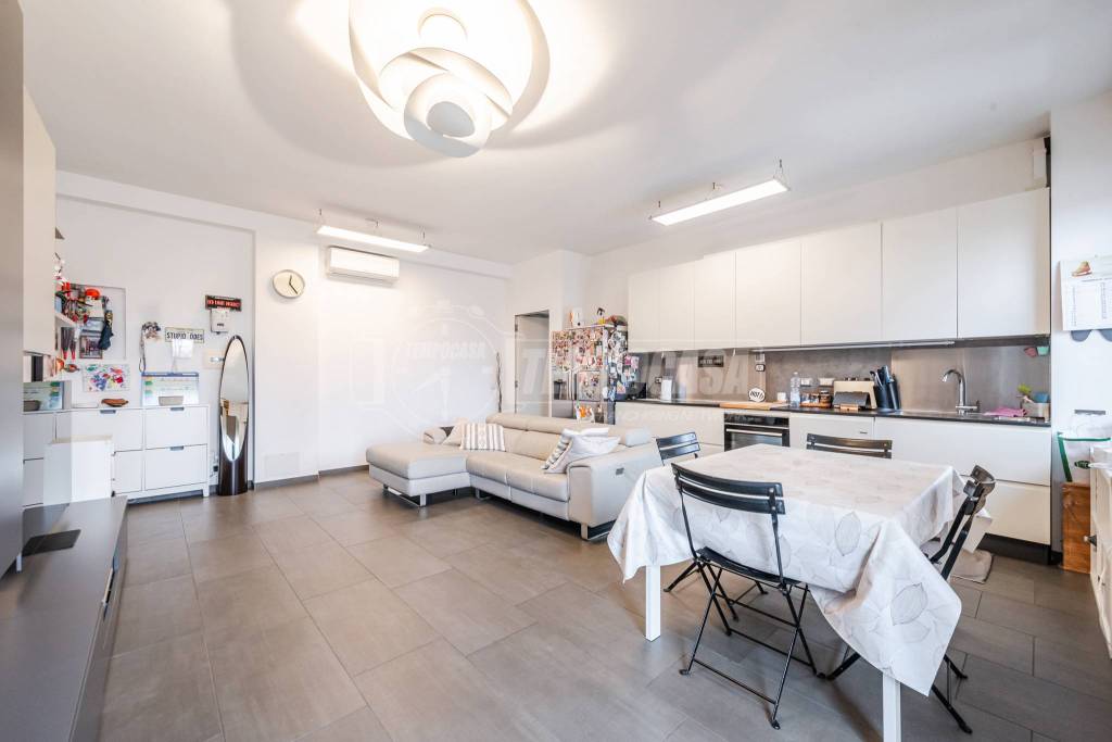 appartamento in vendita a Milano in zona Vigentino