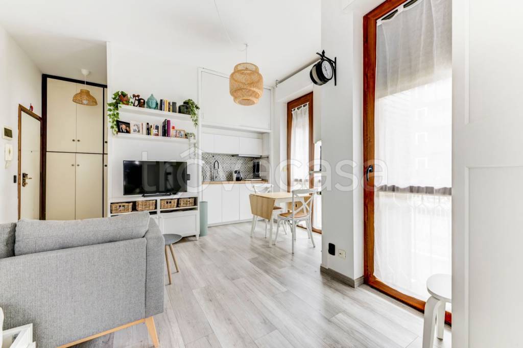 appartamento in vendita a Milano in zona Città Studi