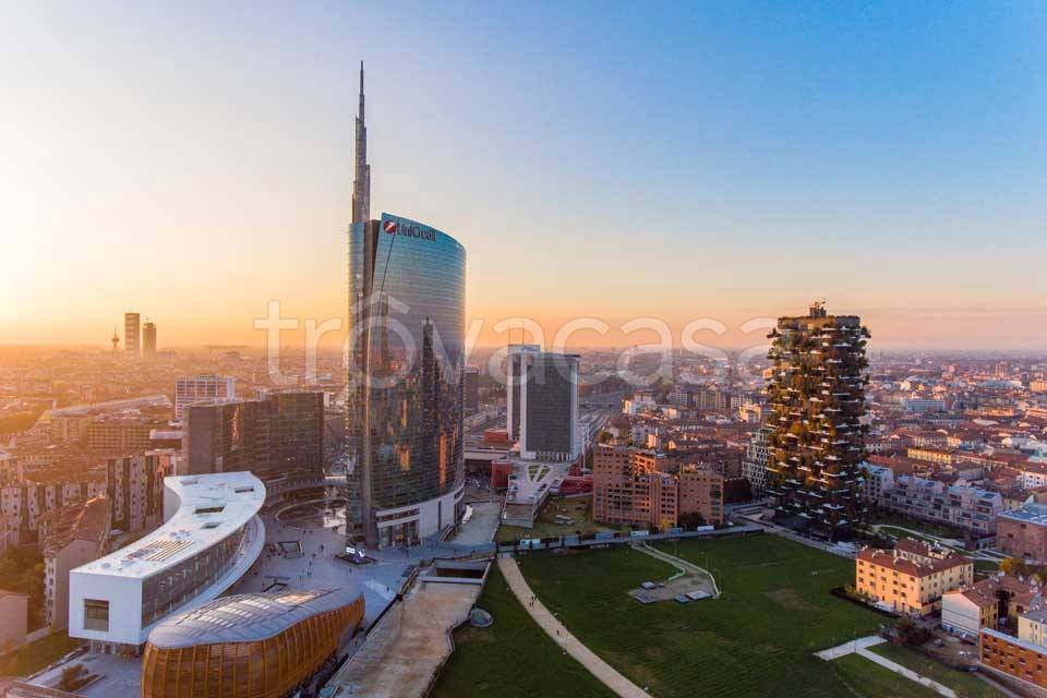 appartamento in vendita a Milano in zona Porta Nuova