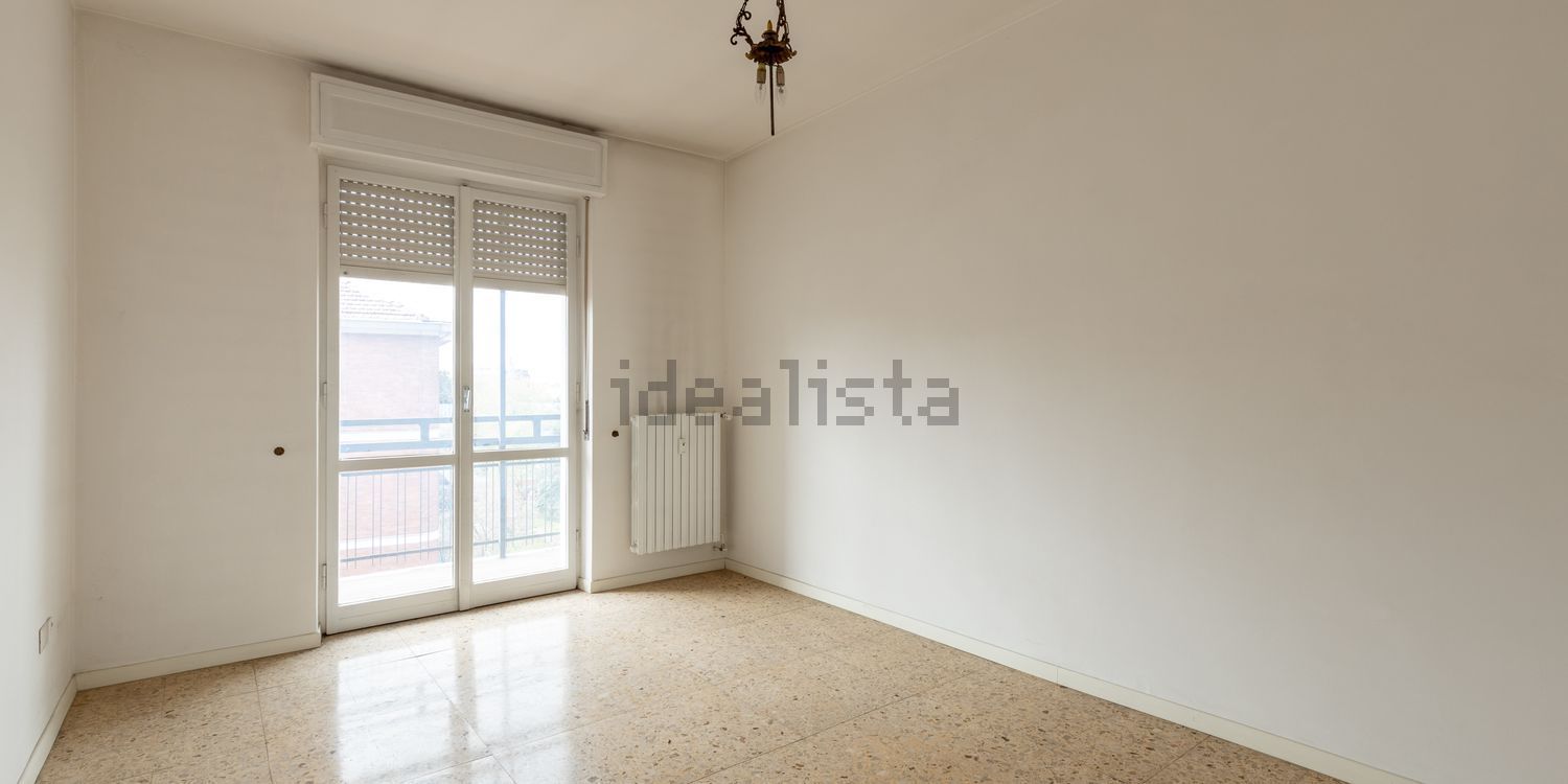 appartamento in vendita a Milano in zona Famagosta