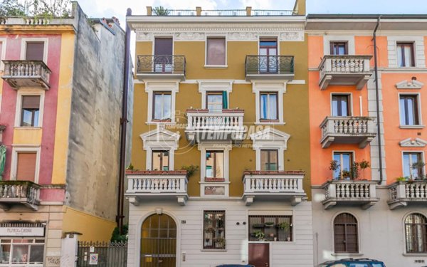 appartamento in vendita a Milano in zona Dergano