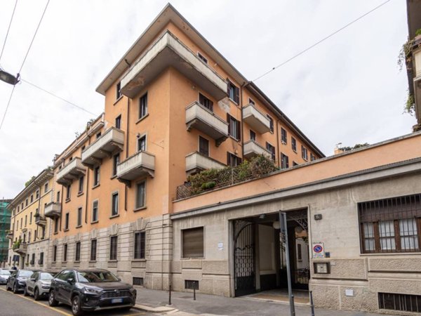 appartamento in vendita a Milano in zona Bocconi