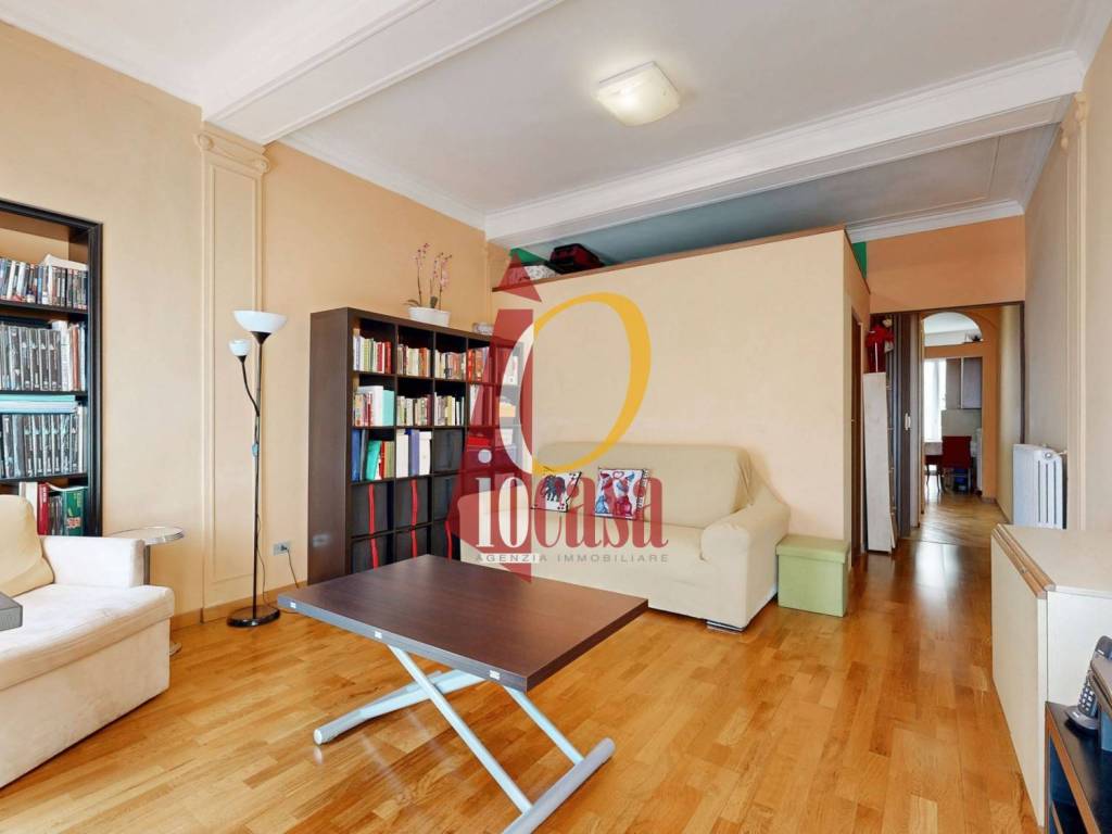 appartamento in vendita a Milano in zona Porta Vigentina