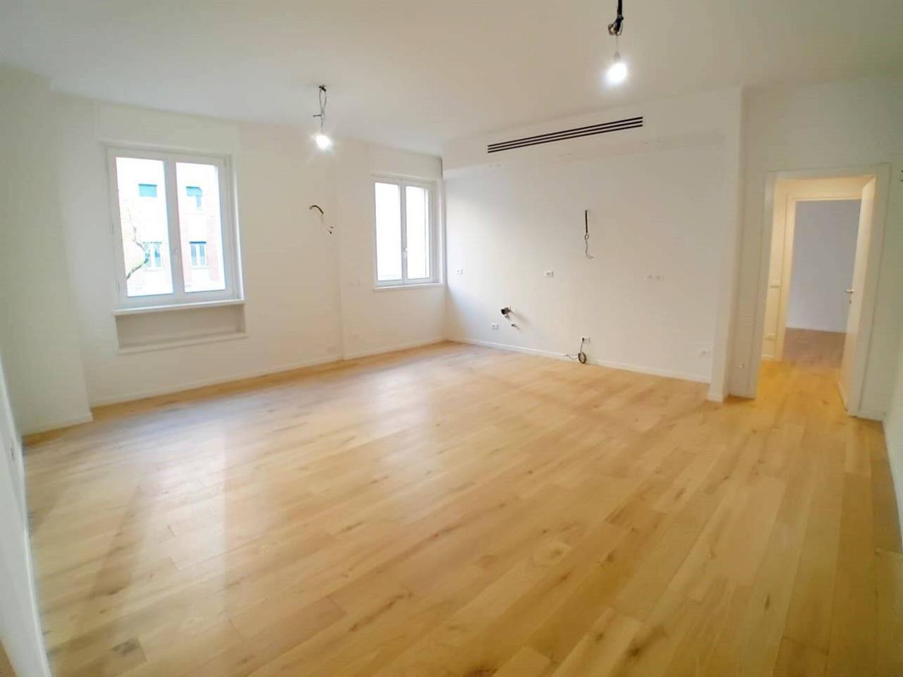 appartamento in vendita a Milano in zona Il Portello