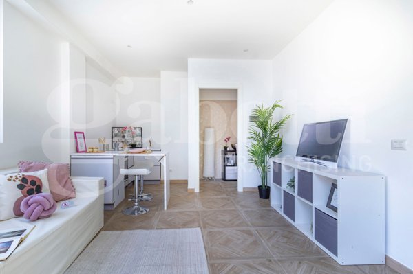 appartamento in vendita a Milano in zona Famagosta