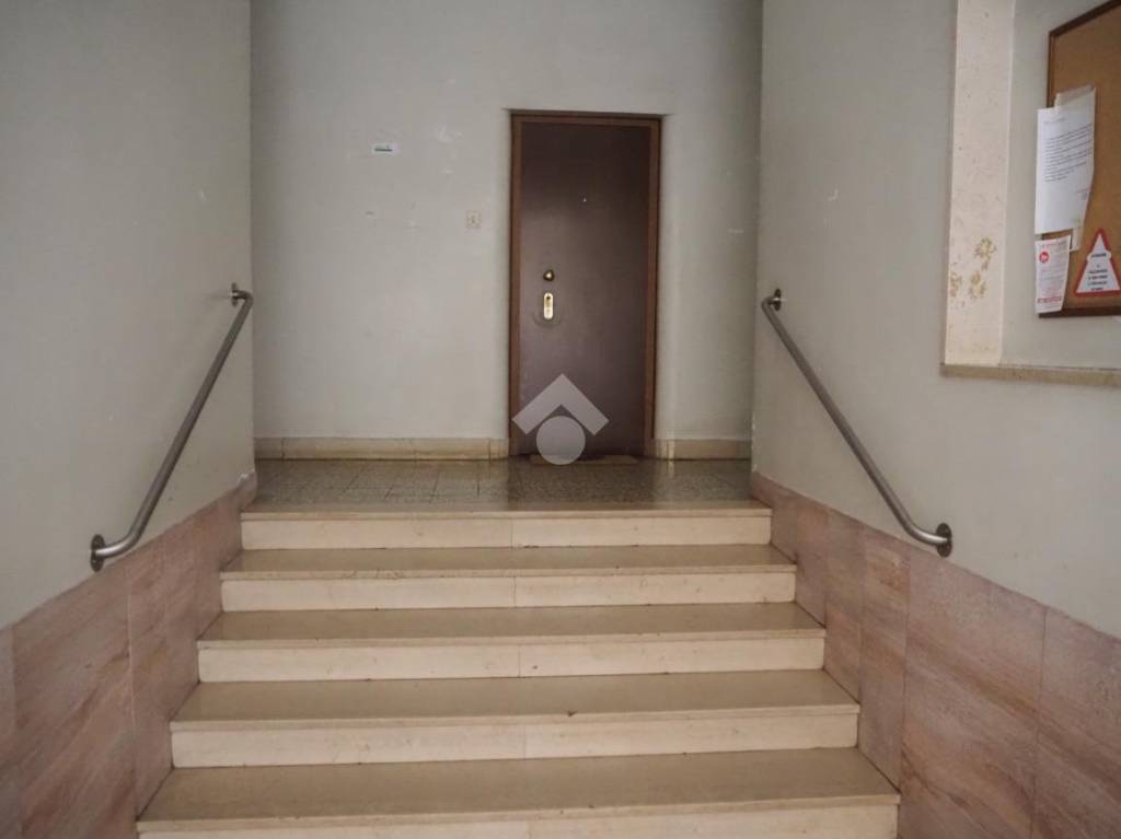 appartamento in vendita a Milano in zona Gorla