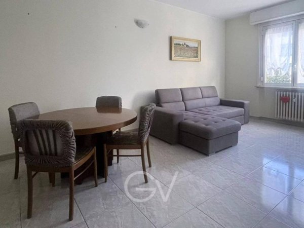 appartamento in vendita a Milano in zona Lorenteggio