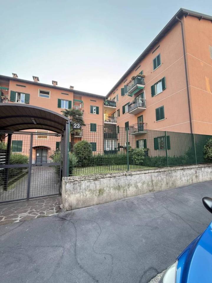 appartamento in vendita a Milano in zona Dergano