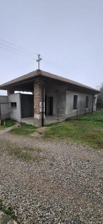 appartamento in vendita a Milano in zona Chiesa Rossa