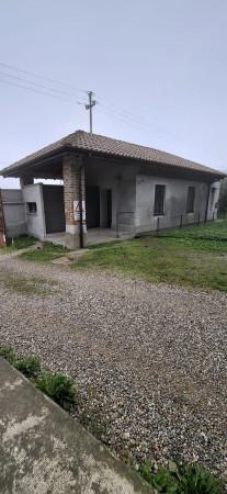 appartamento in vendita a Milano in zona Gratosoglio
