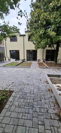 appartamento in vendita a Milano in zona Crescenzago