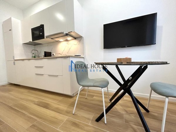 appartamento in vendita a Milano in zona Conchetta