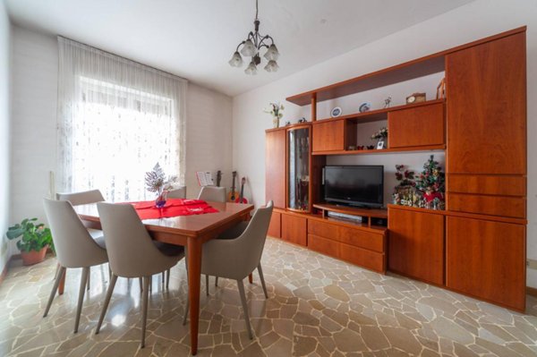 appartamento in vendita a Milano in zona Casoretto