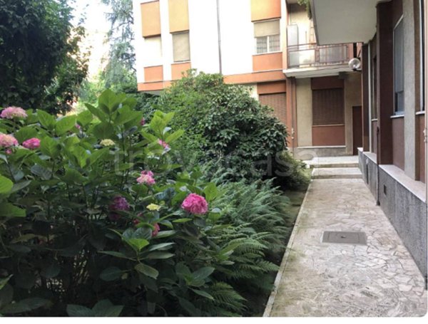 appartamento in vendita a Milano in zona Loreto