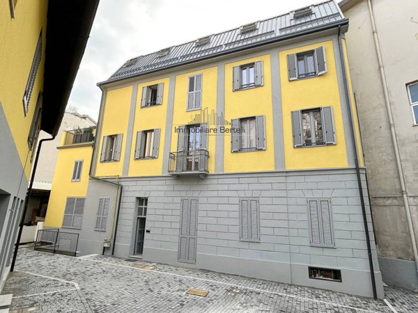 appartamento in vendita a Milano in zona Solari